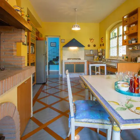 Nicoletta By Interhome San Lorenzo Nuovo